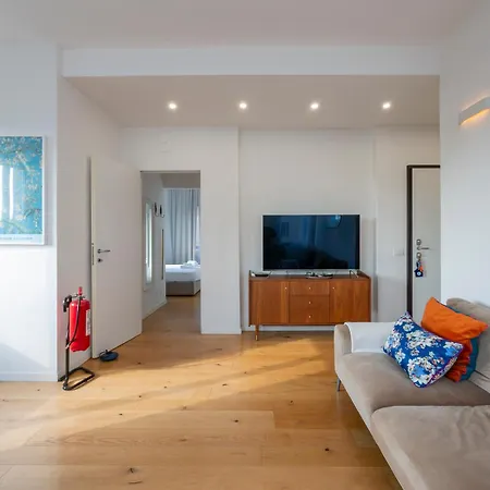 Isola M5 Elegance Two Minutes From The Metro Lejlighed Milano