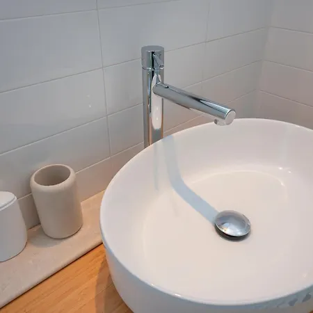 Isola M5 Elegance Two Minutes From The Metro Lejlighed *